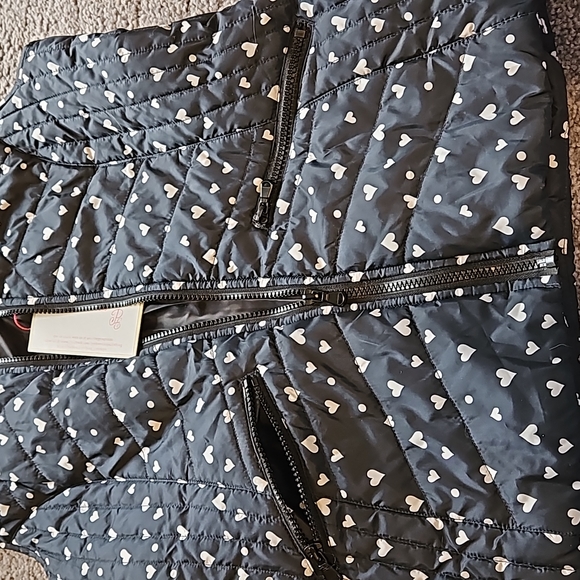 Navy Pink Envelope vest with heart design - Picture 4 of 4